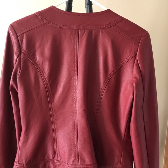 Jacket - Picture 2 of 4